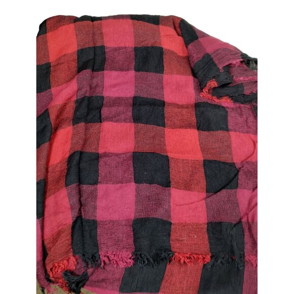 Womens Red and Black Buffalo Plaid Reversable Frayed Knit Scarf - Picture 4 of 7